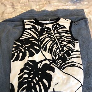 Sleeveless blouse
